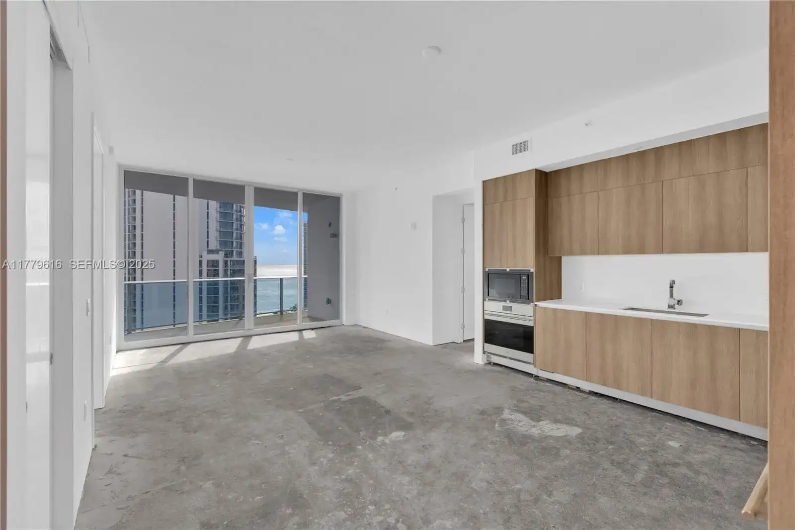 17550 Collins Avenue # 1502, Sunny Isles Beach FL 33160 photo 3