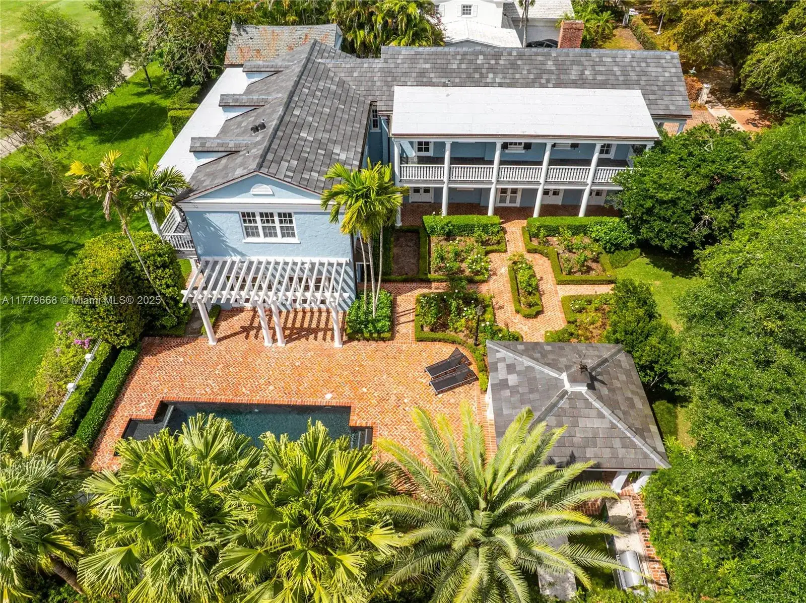 4320 Santa Maria St, Coral Gables FL 33146 photo 2