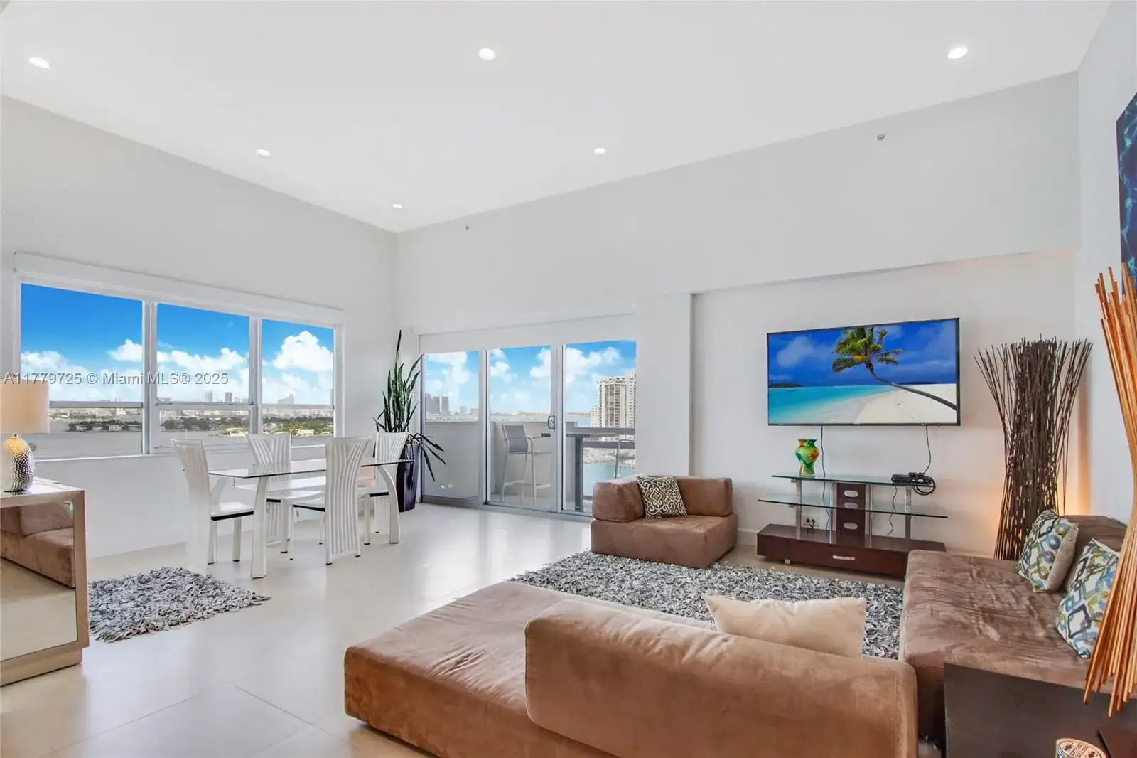 1500 Bay Rd # 1540S, Miami Beach FL 33139 photo 2