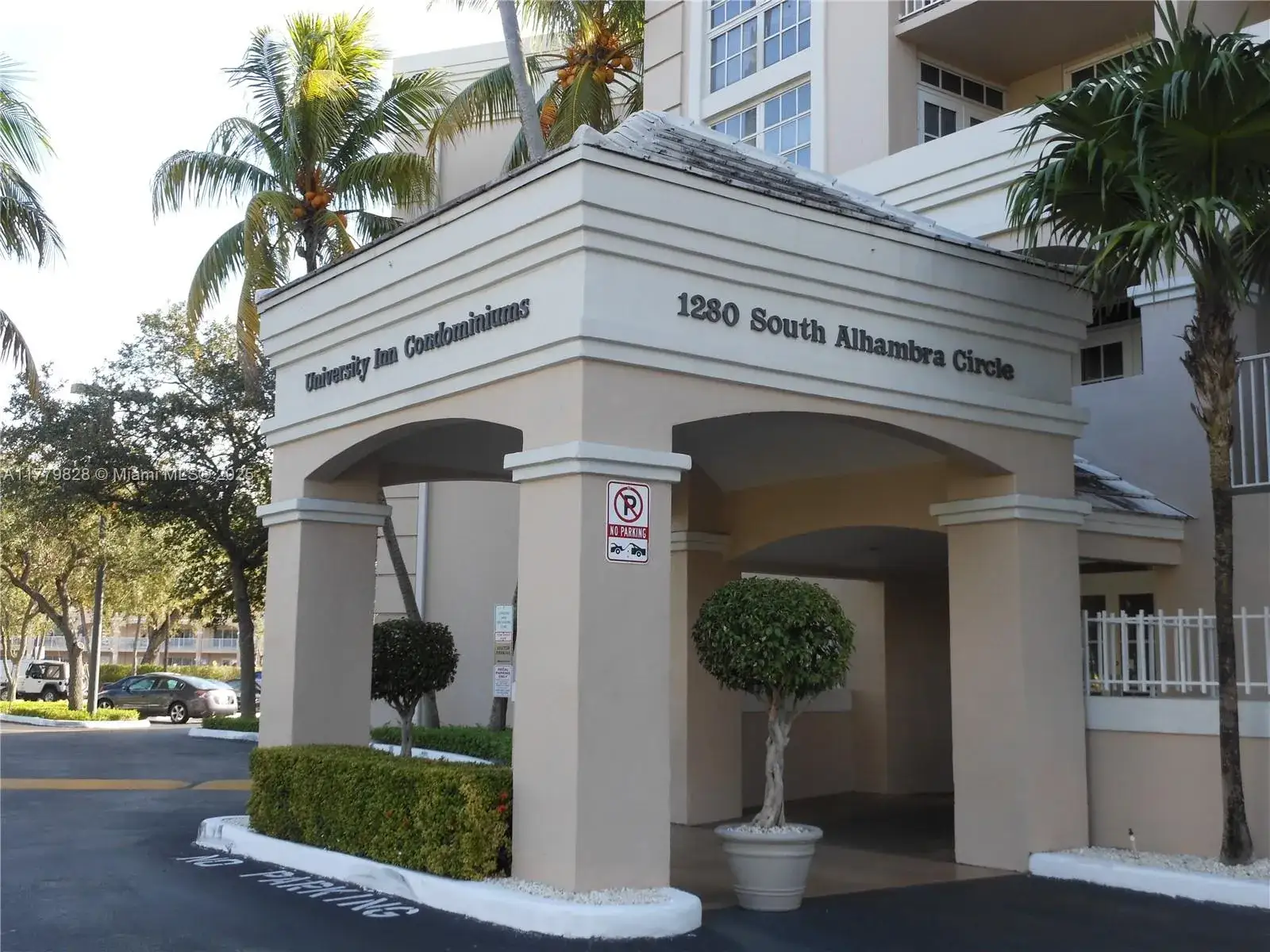 1280 S Alhambra Cir # 2211, Coral Gables FL 33146