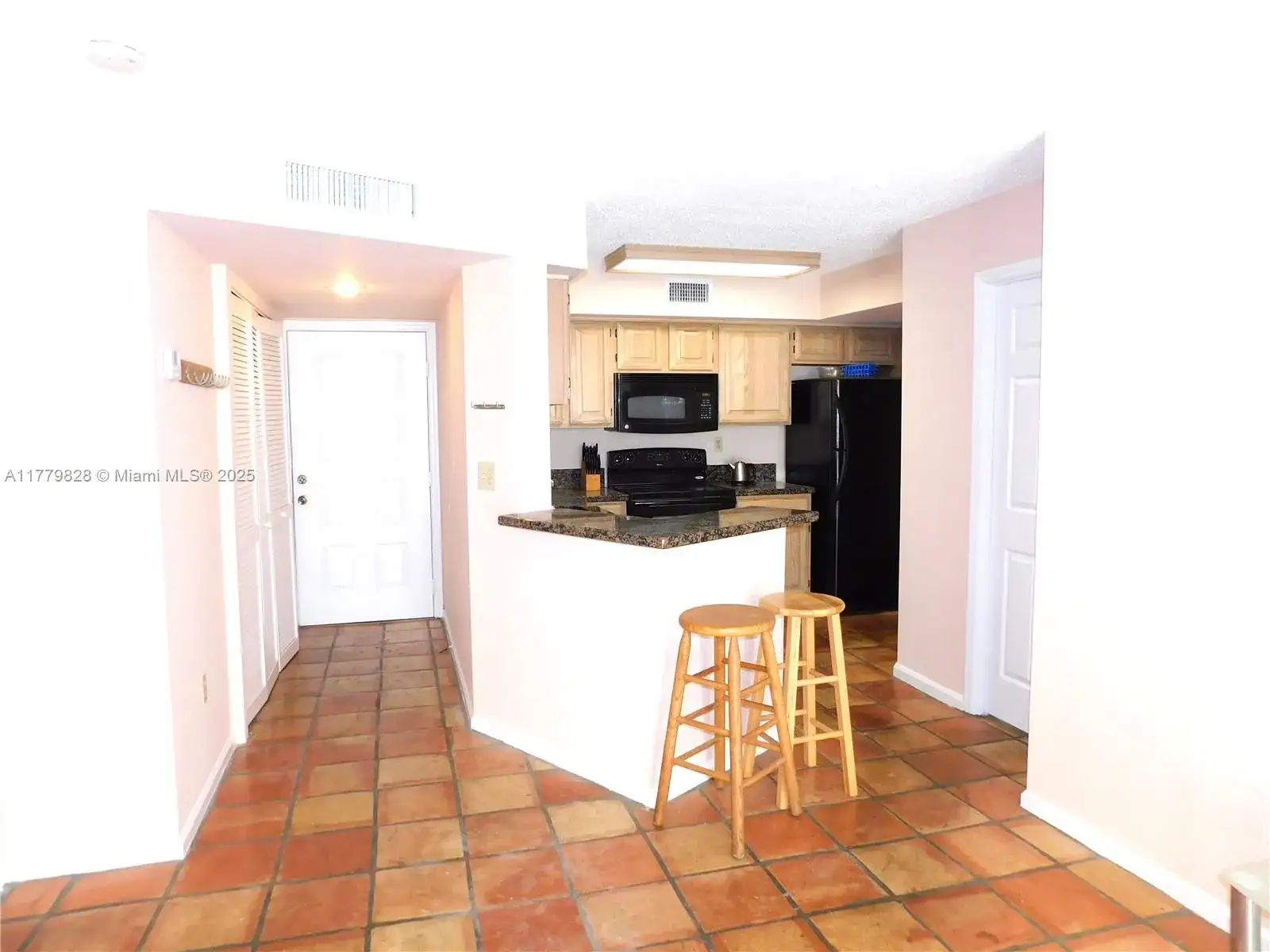 1280 S Alhambra Cir # 2211, Coral Gables FL 33146 photo 4