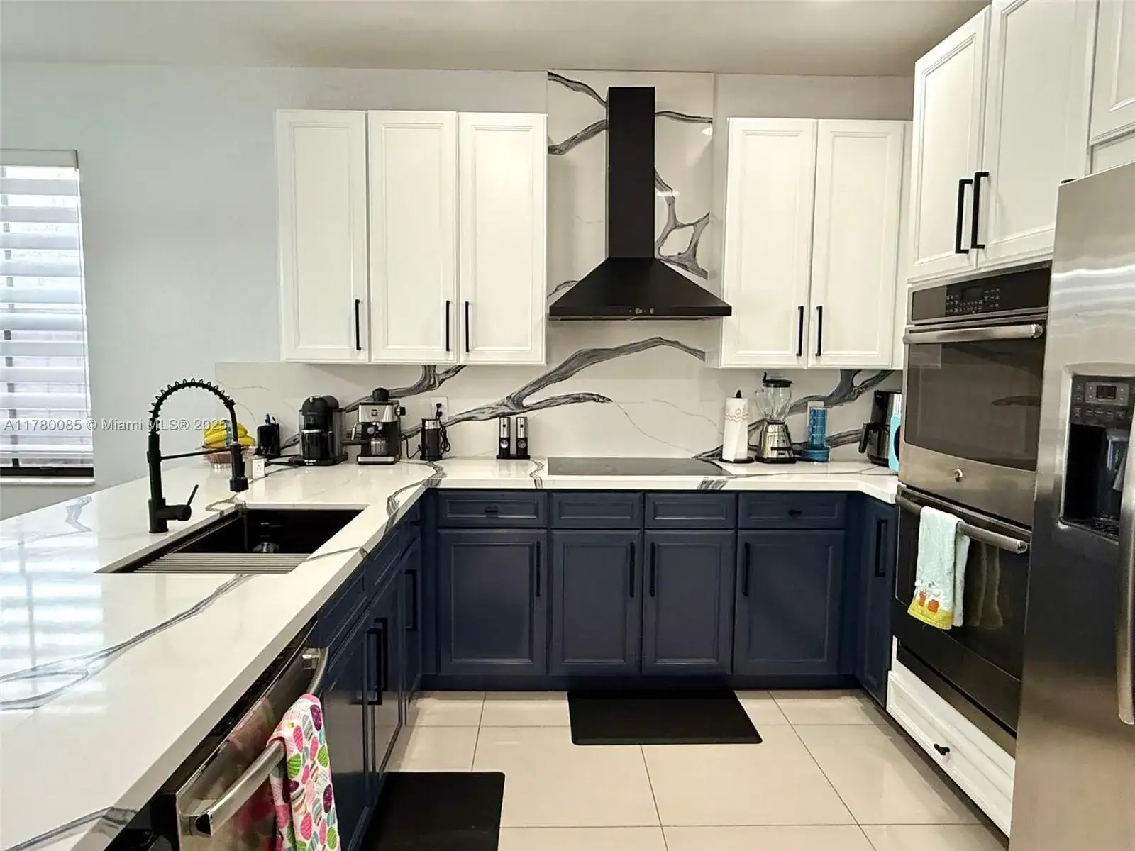 10060 NW 86th Ter, Doral FL 33178 photo 2