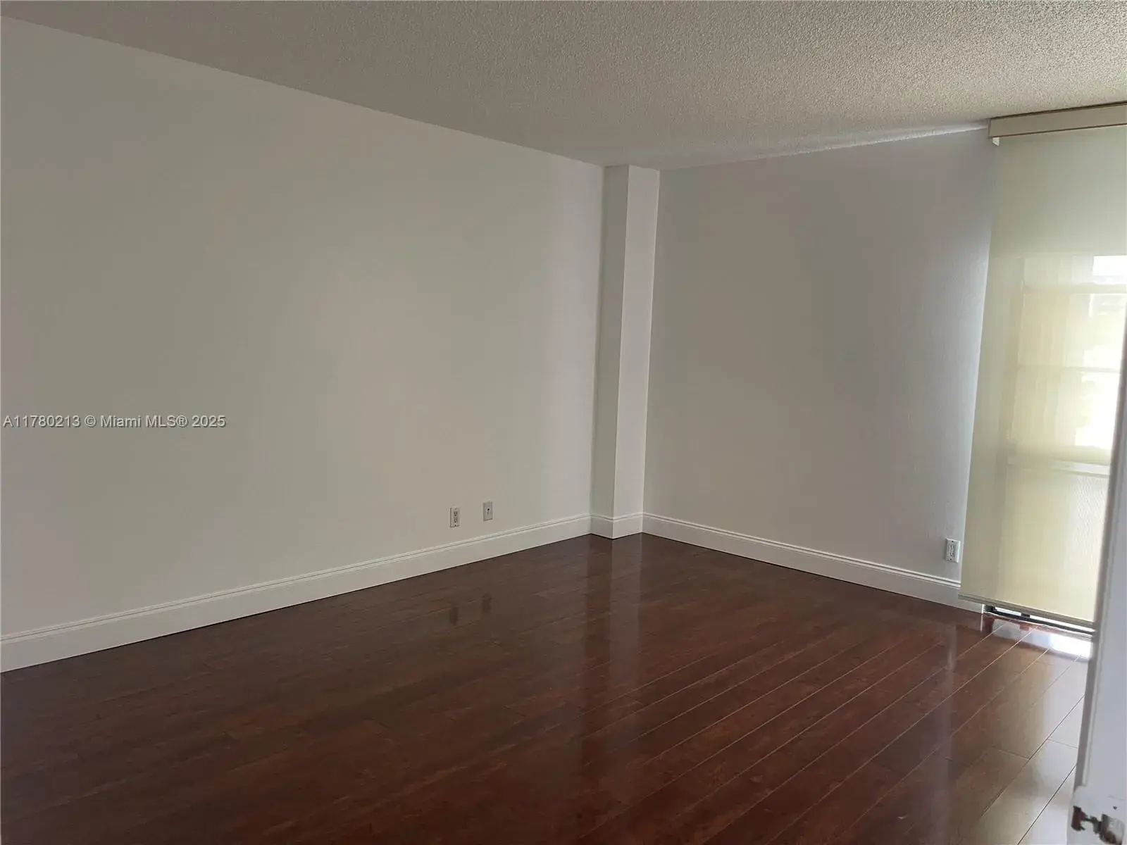 20500 W Country Club Dr # 704, Aventura FL 33180