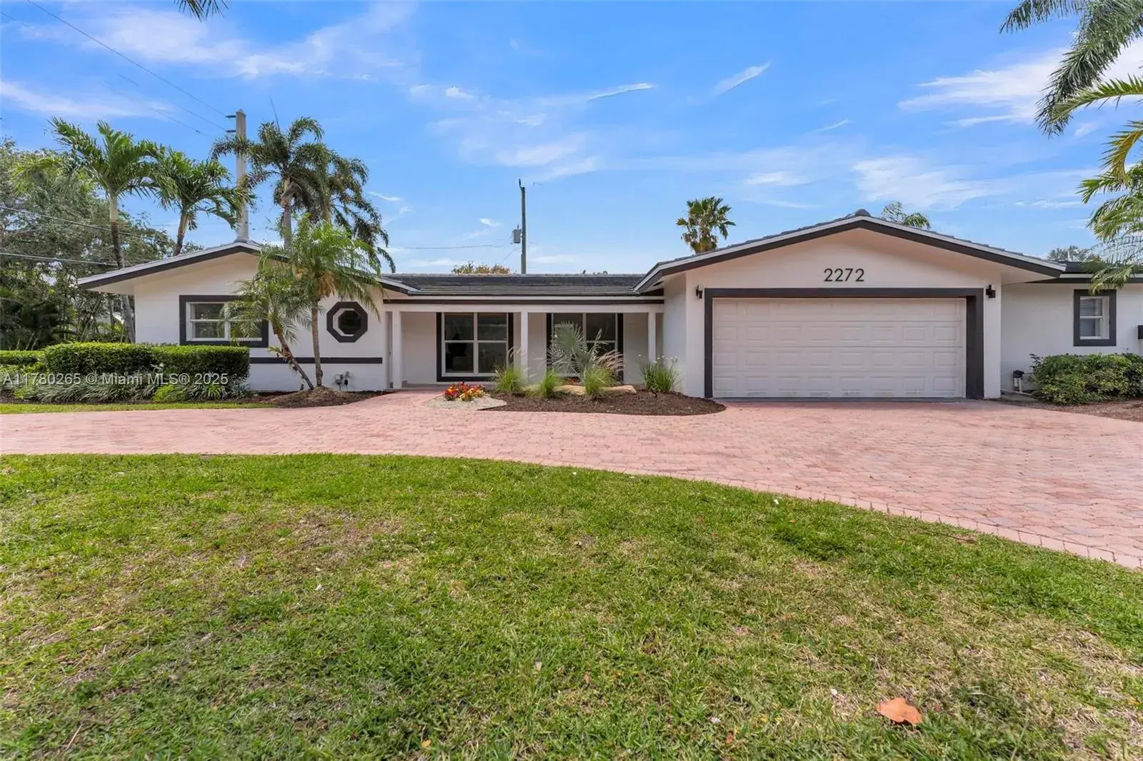 2272 NE 31st St, Lighthouse Point FL 33064