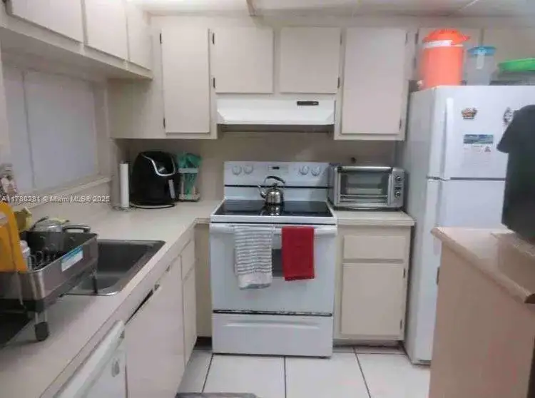 3601 SW 117th Ave # 301, Miami FL 33175 photo 4