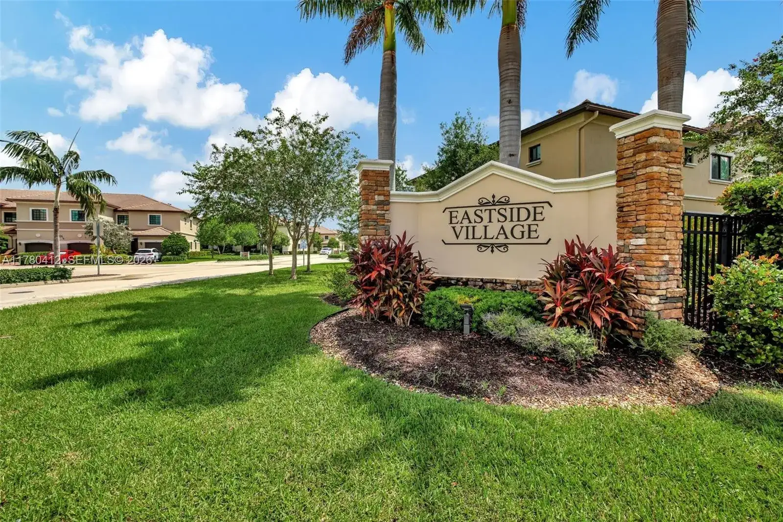 4208 N Dixie Hwy # 23, Oakland Park FL 33334 photo 2