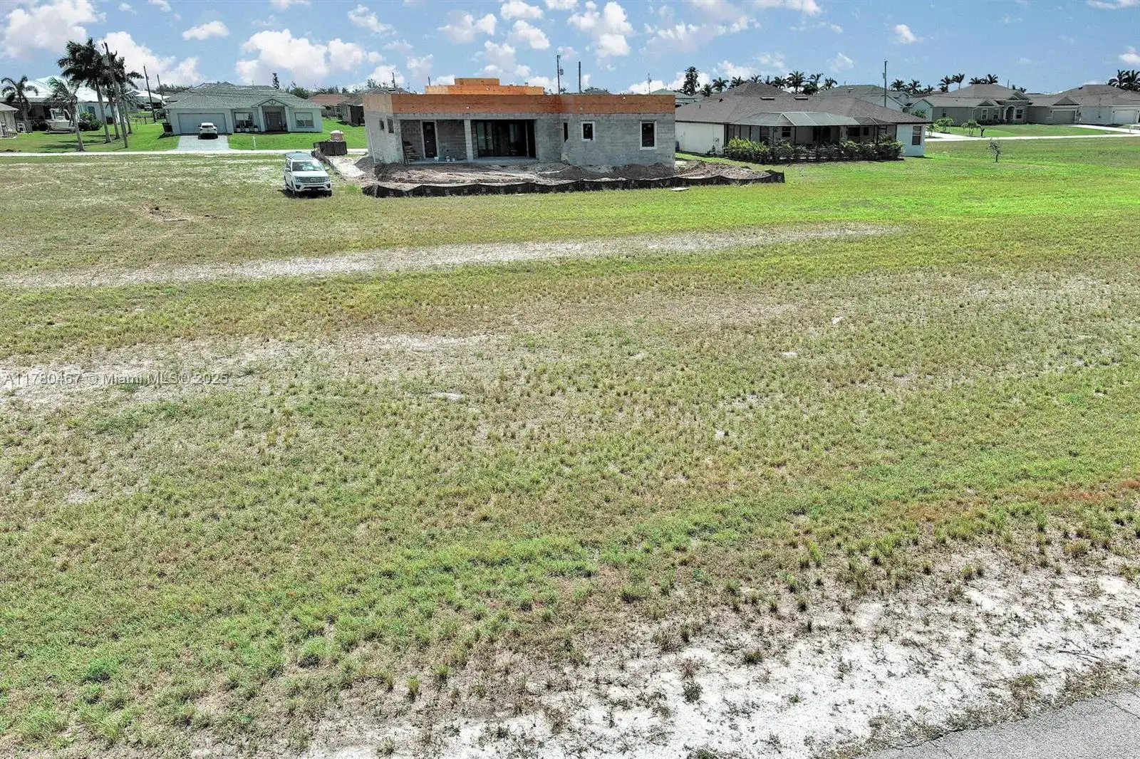 1037 NW 37TH PL, Cape Coral FL 33993 photo 2