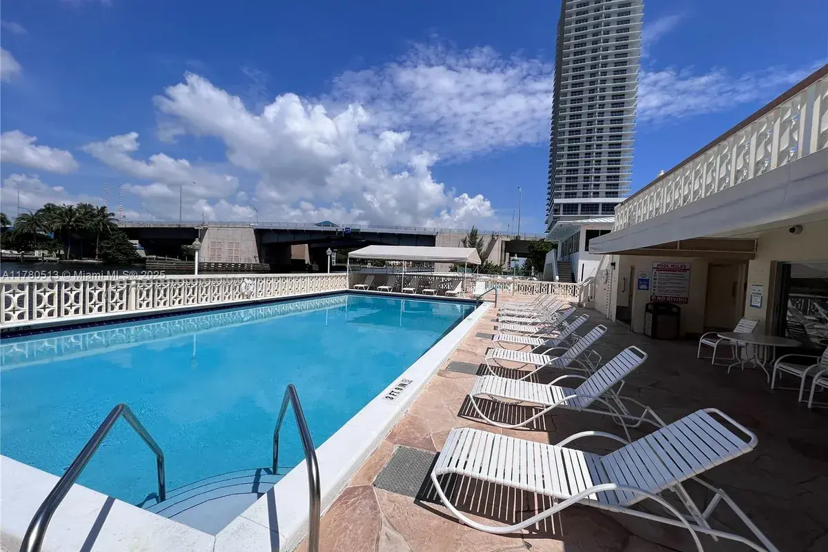 1817 S Ocean Dr # 625, Hallandale Beach FL 33009