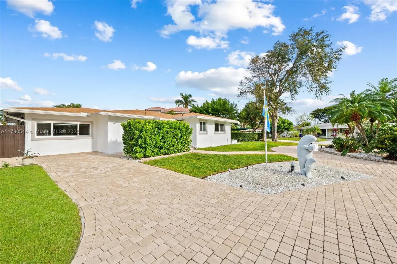 1272 SE 24th Ave, Pompano Beach FL 33062