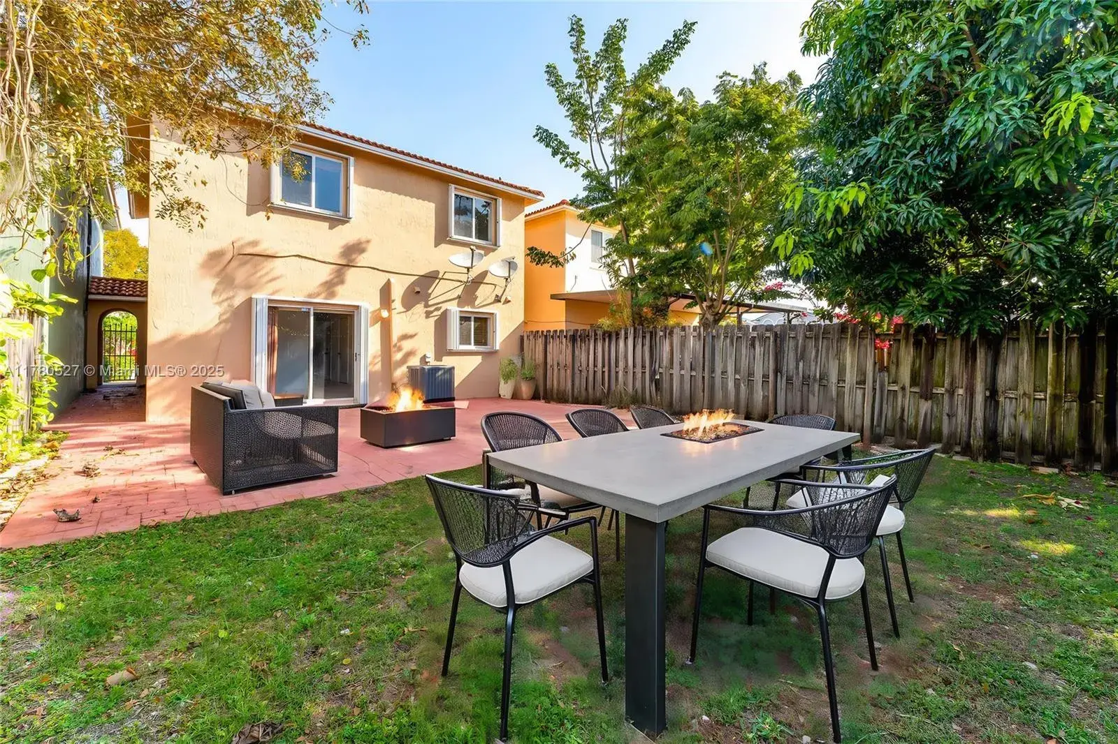 16212 SW 60th Ter, Miami FL 33193