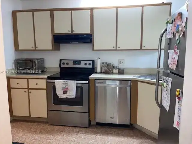 1250 S Military Trl # 1613, Deerfield Beach FL 33442 photo 2