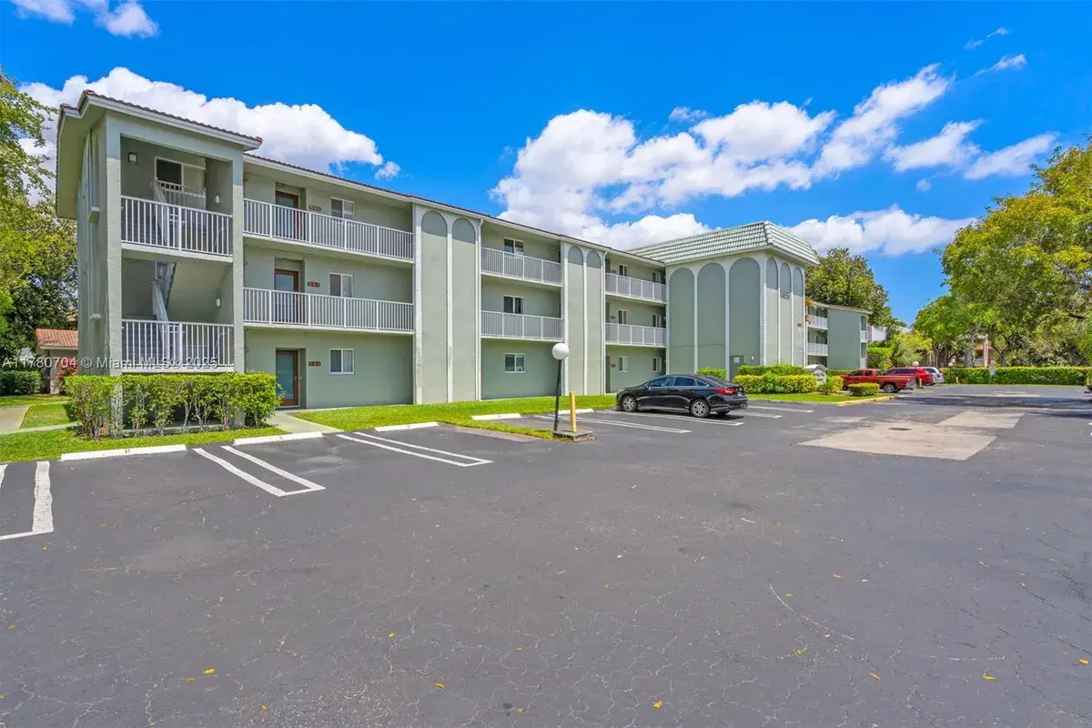 11651 Royal Palm Blvd # 306, Coral Springs FL 33065