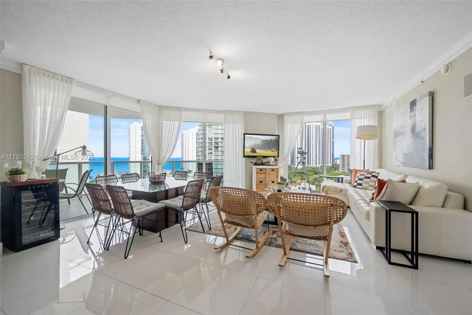 250 Sunny Isles Blvd # 1505, Sunny Isles Beach FL 33160 photo 3