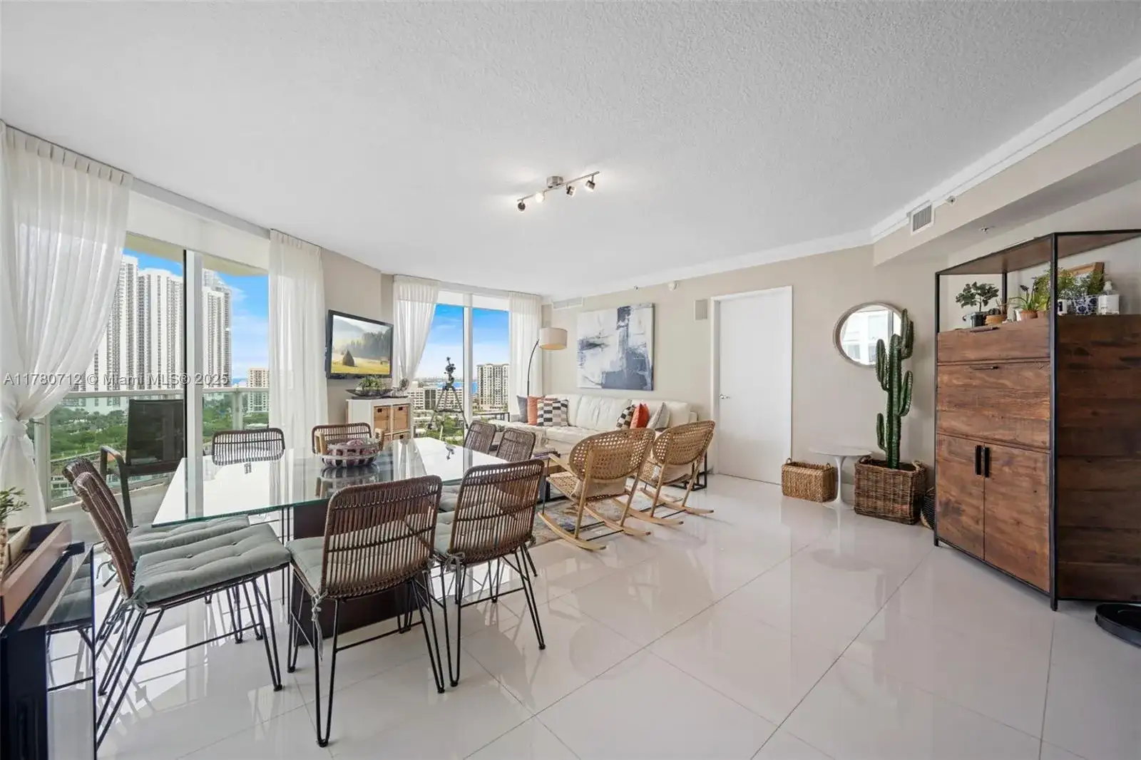 250 Sunny Isles Blvd # 1505, Sunny Isles Beach FL 33160 photo 4