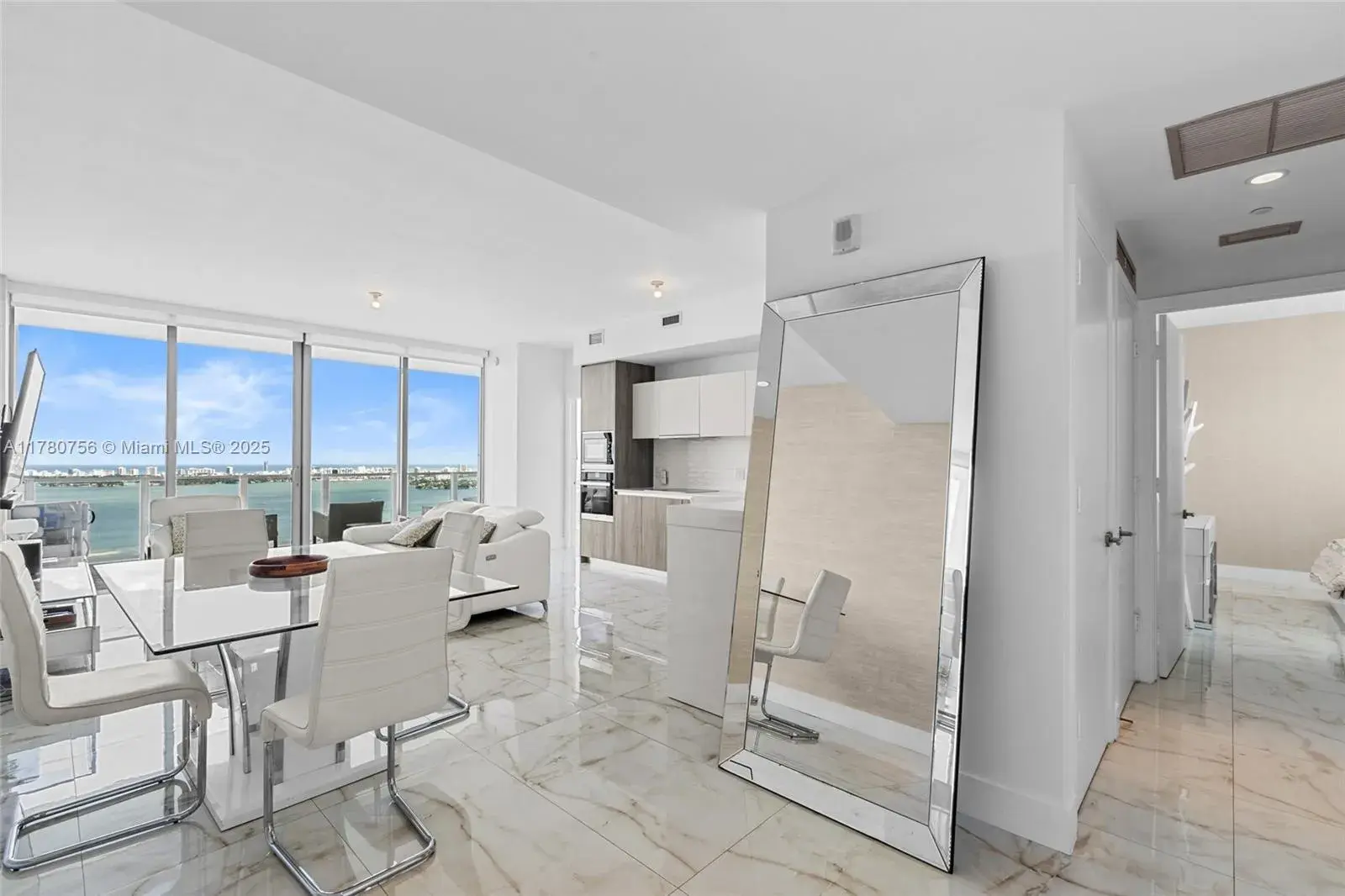 2900 NE 7th Ave # 4104, Miami FL 33137