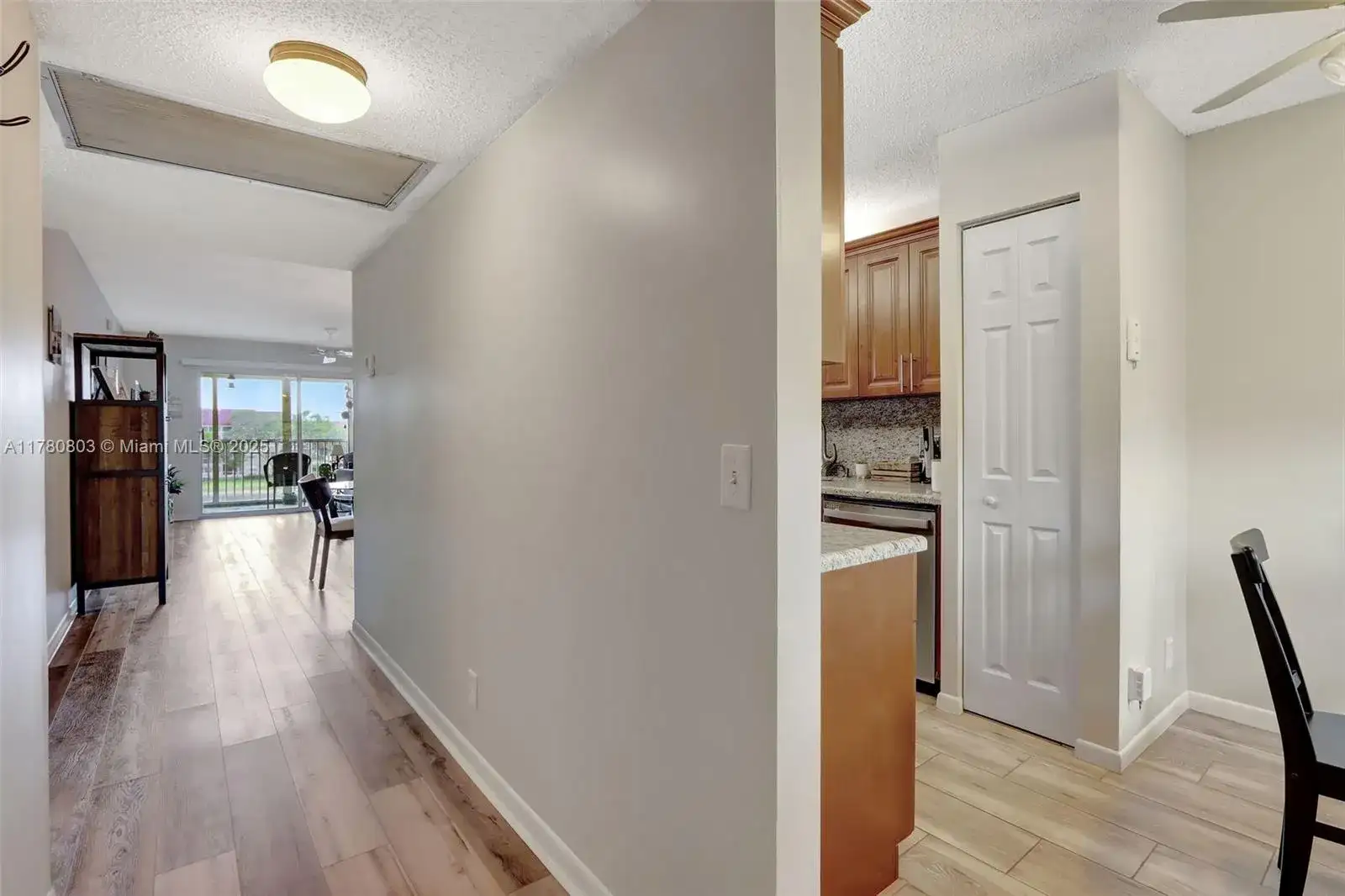 12900 SW 13th St # 412E, Pembroke Pines FL 33027 photo 4