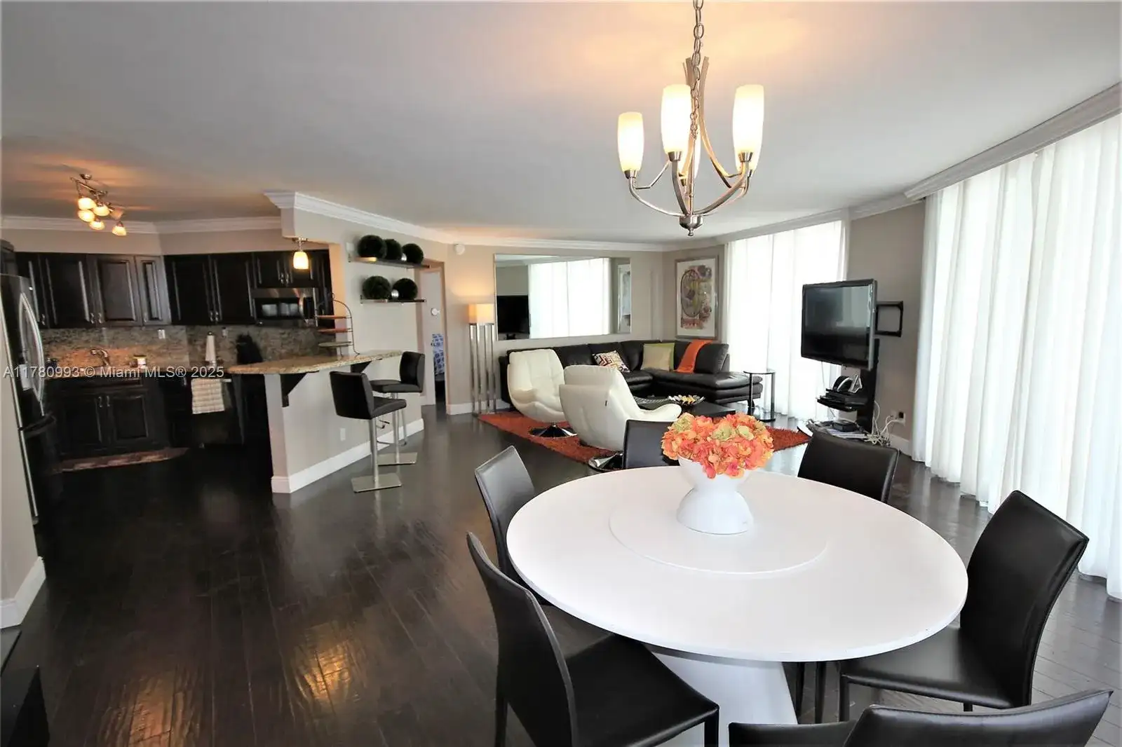 5151 COLLINS AV # 924, Miami Beach FL 33140 photo 2