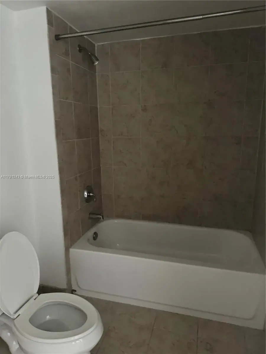 111 E Flagler St # 901, Miami FL 33131 photo 4