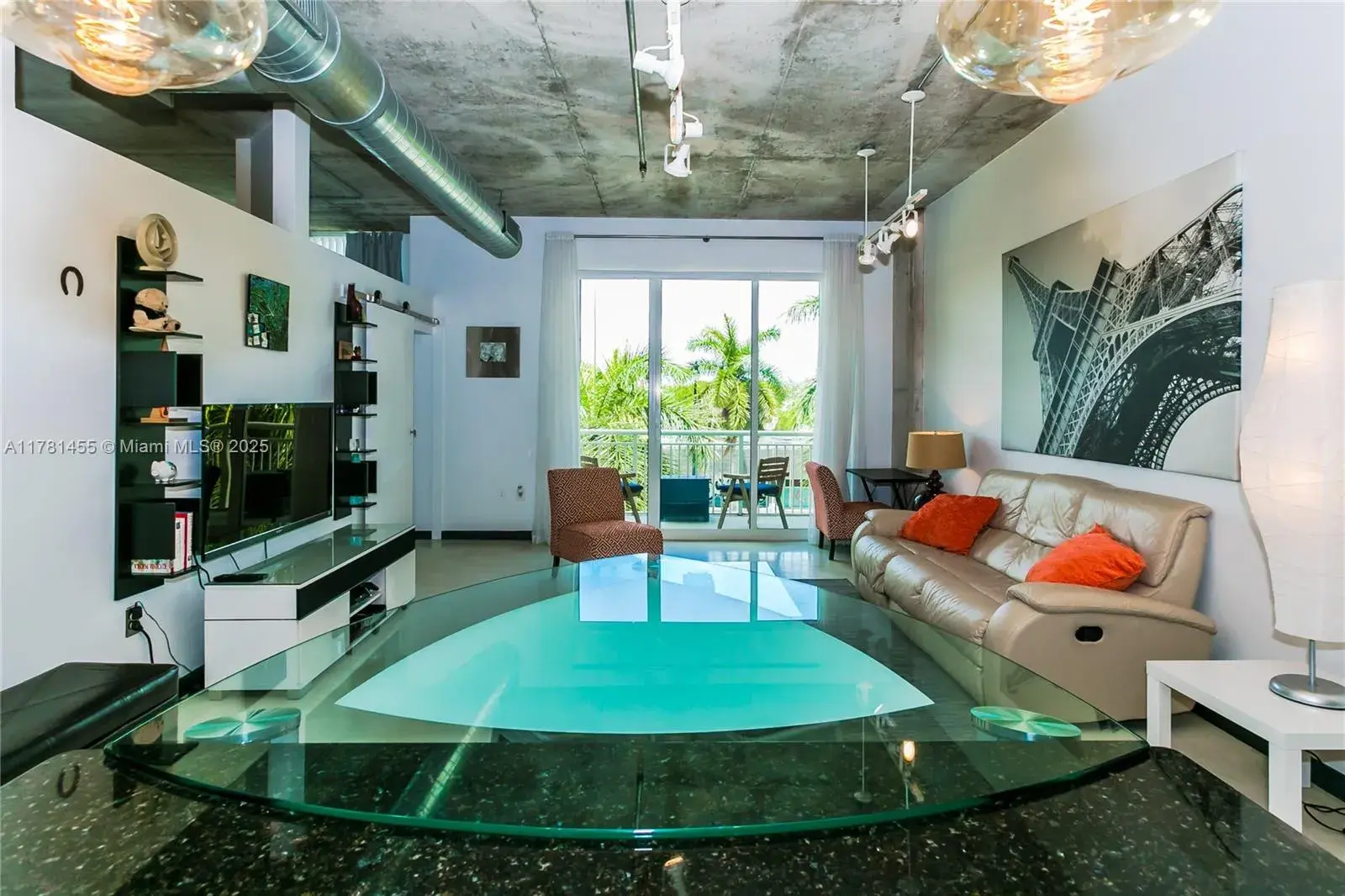 2001 Biscayne Blvd # 3306, Miami FL 33137