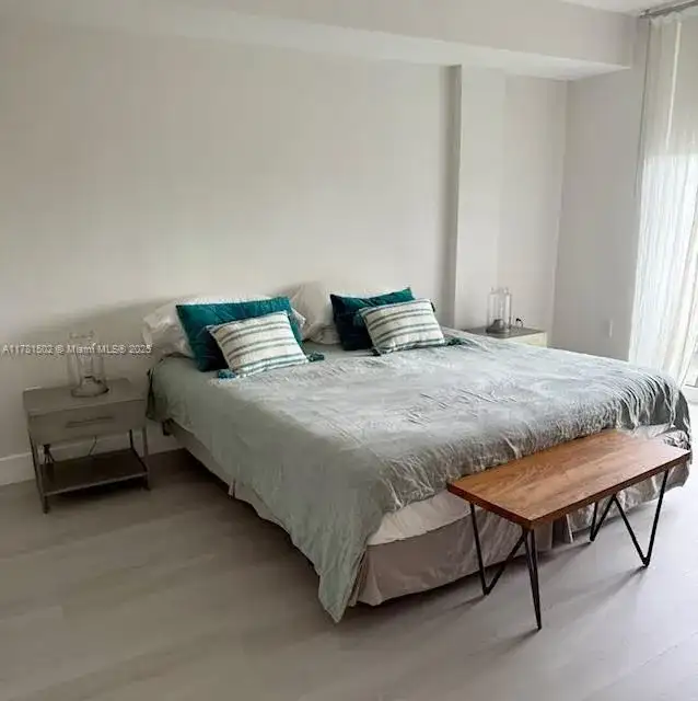10275 Collins Ave # 429, Bal Harbour FL 33154 photo 4
