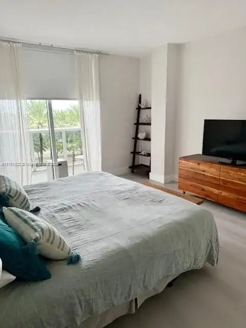 10275 Collins Ave # 429, Bal Harbour FL 33154 photo 5