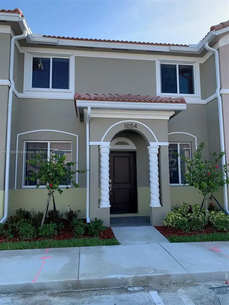 1054 SE 23rd Ter # 1054, Homestead FL 33035 photo 3