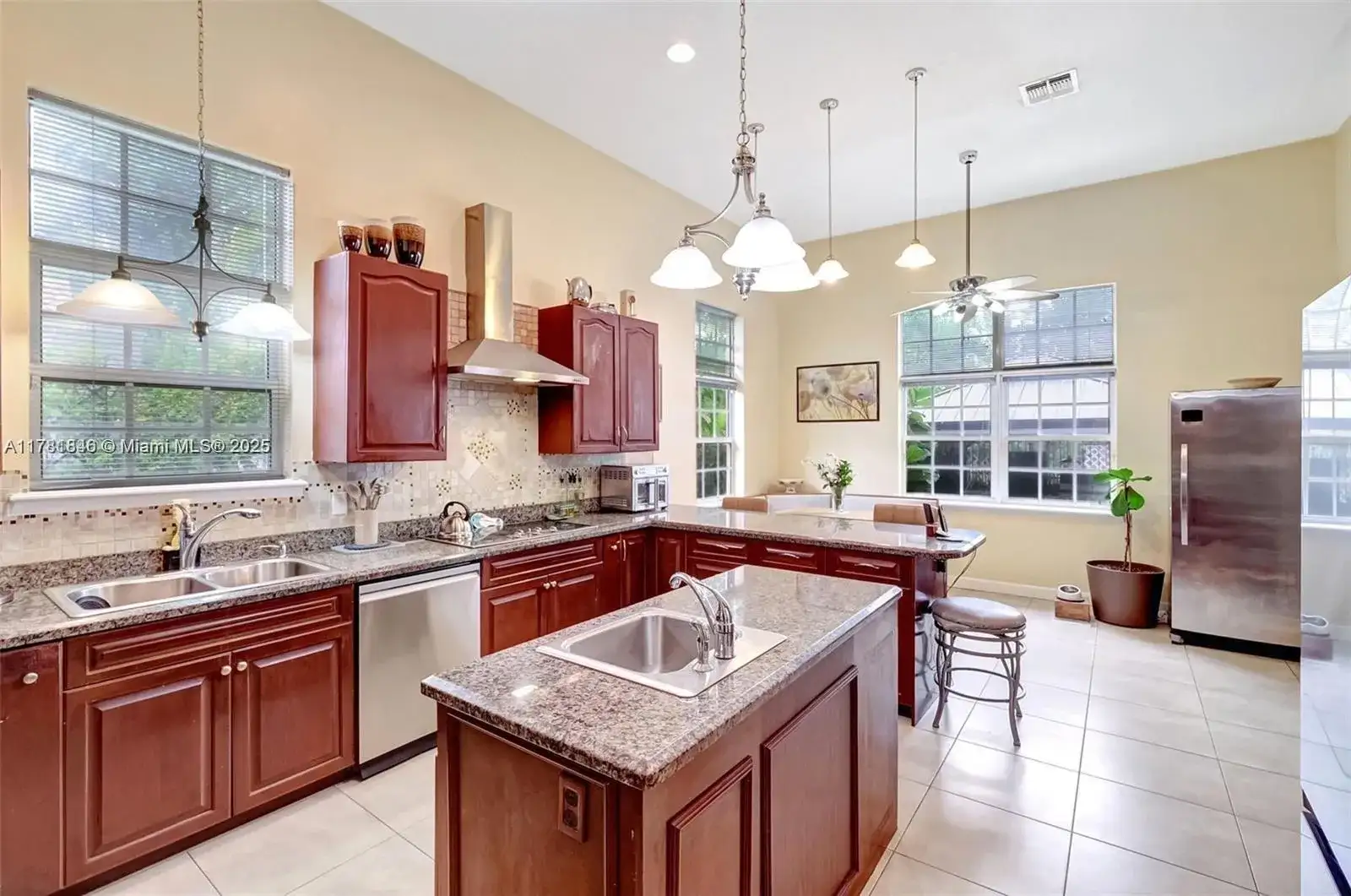 139 NW 102nd St, Miami Shores FL 33150 photo 4