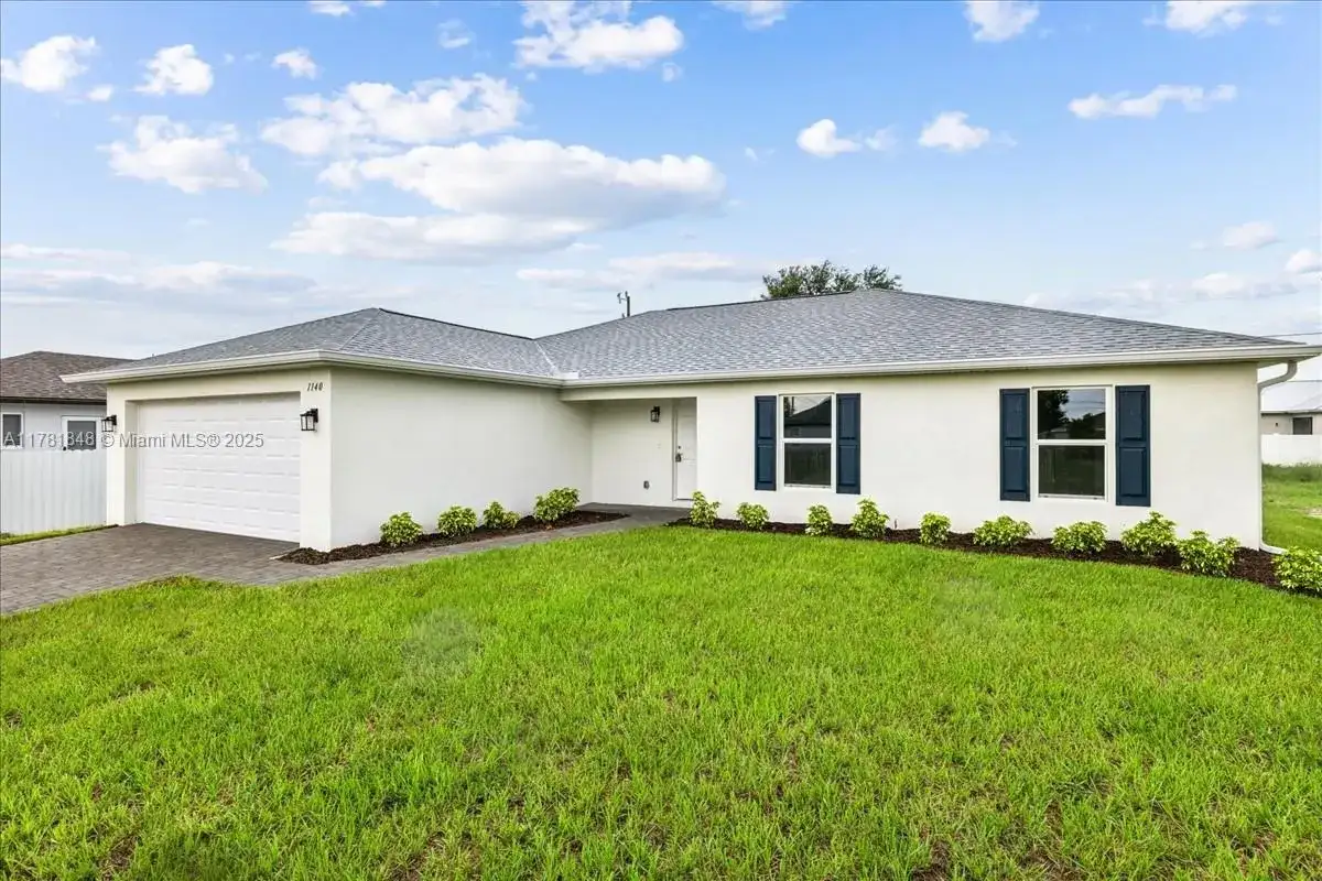 1140 NW 1st PL, Cape Coral FL 33993 photo 2