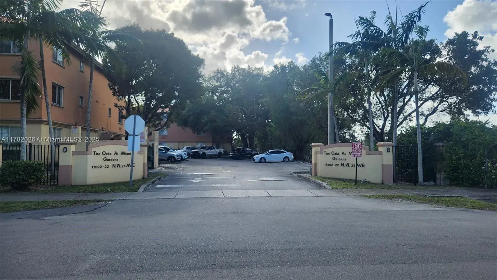 17602 NW 25th Ave # 101, Miami Gardens FL 33056
