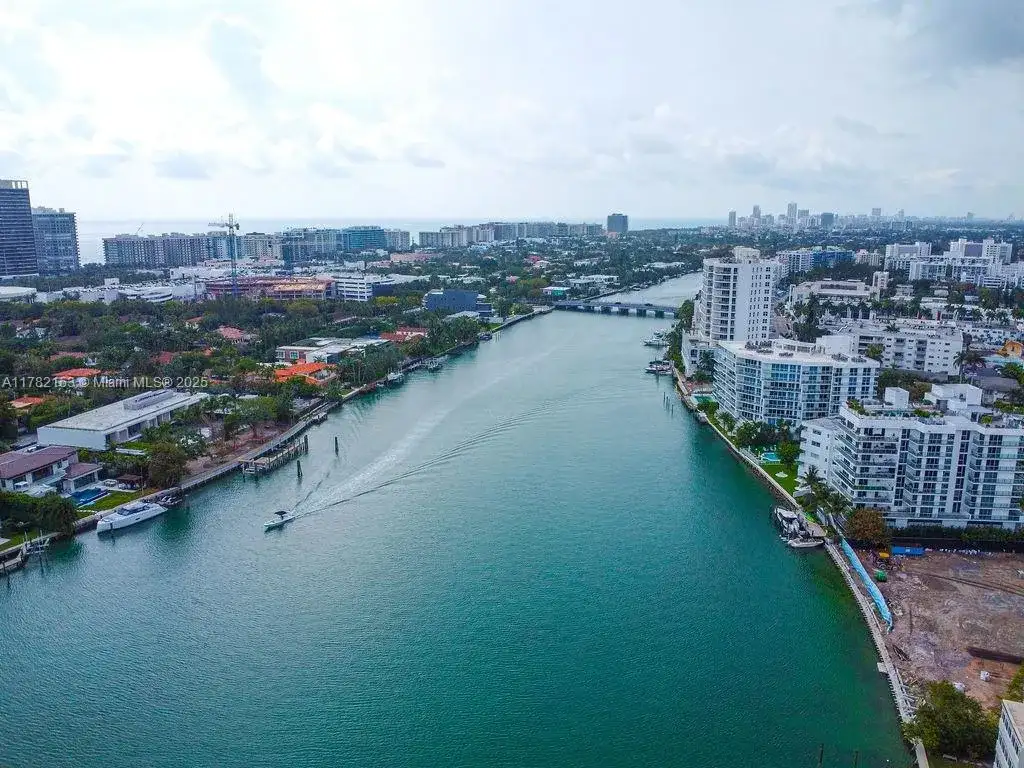 10070 E Bay Harbor Dr # 70D, Bay Harbor Islands FL 33154 photo 4