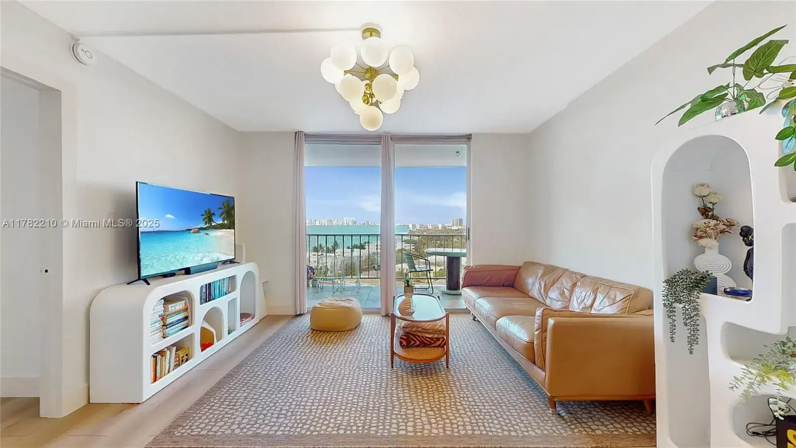 1 bedroom 1 bath Residential for sale at 6900 Bay Dr # B, Miami Beach FL 33141