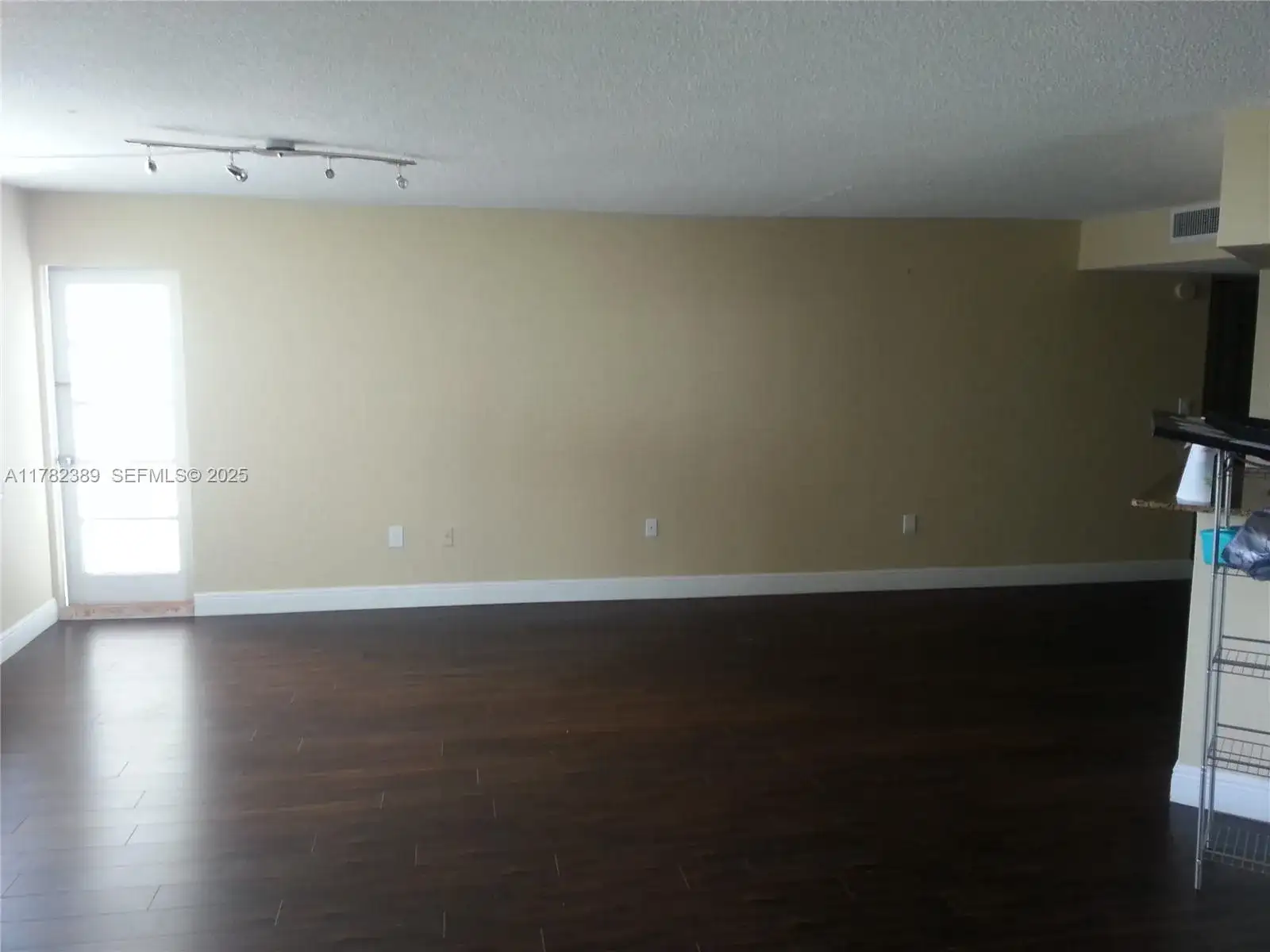 2750 NE 183rd St # 2607, Aventura FL 33160 photo 2
