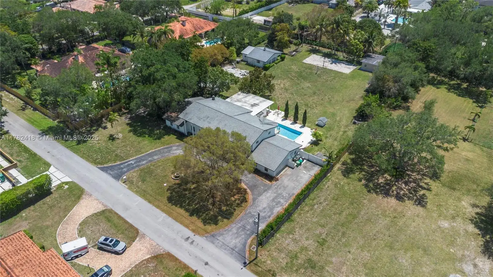 8350 SW 98 th St, Miami FL 33156 photo 3
