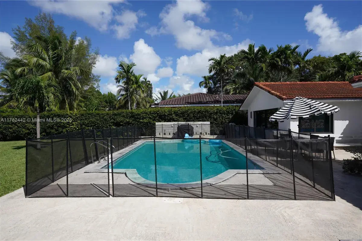 12500 Griffing Blvd, North Miami FL 33161