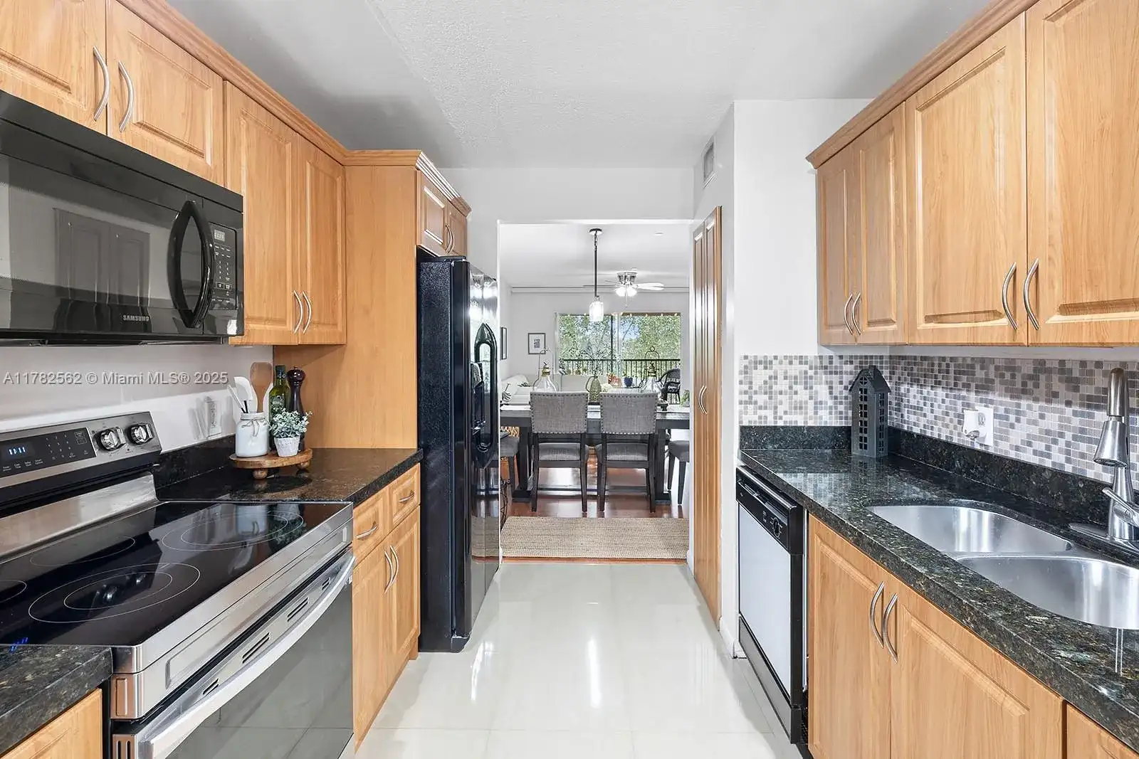 701 SW 141st Ave # 411R, Pembroke Pines FL 33027 photo 4