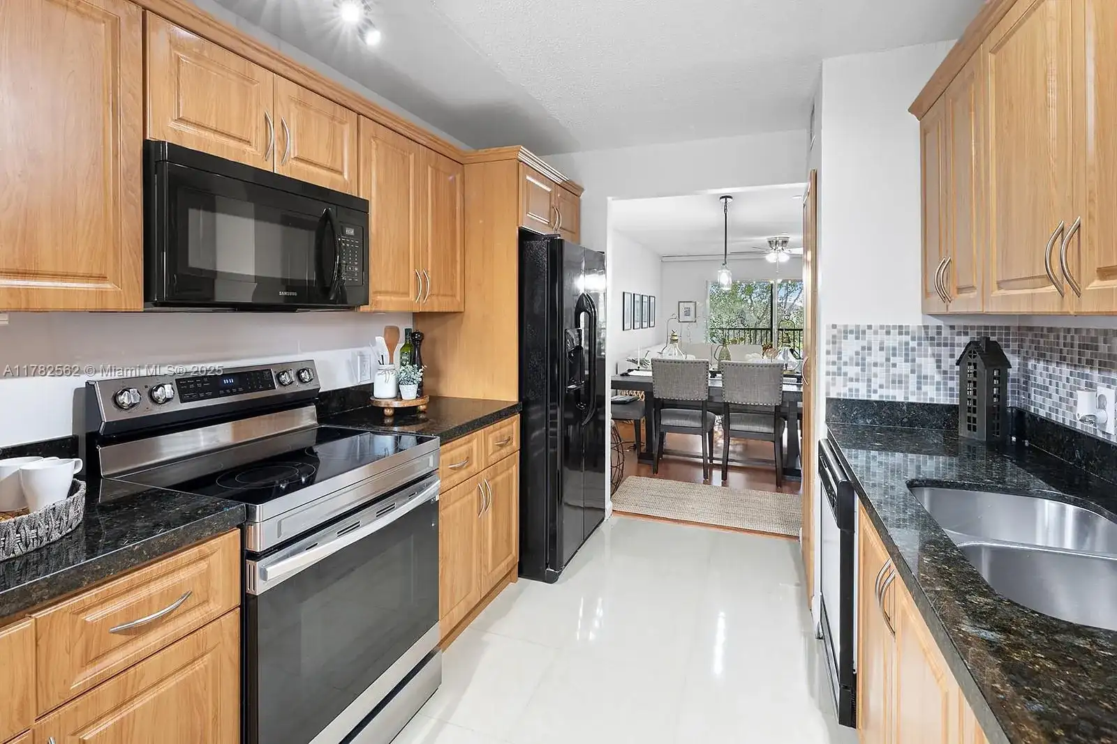 701 SW 141st Ave # 411R, Pembroke Pines FL 33027 photo 5