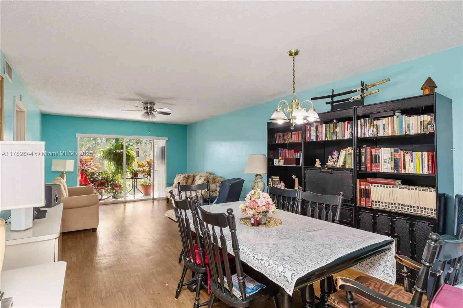 400 S Hollybrook Dr # 302, Pembroke Pines FL 33025
