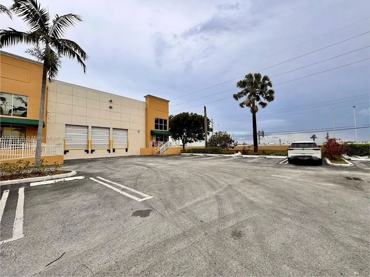 3560 NW 115th Ave # 3560, Doral FL 33178