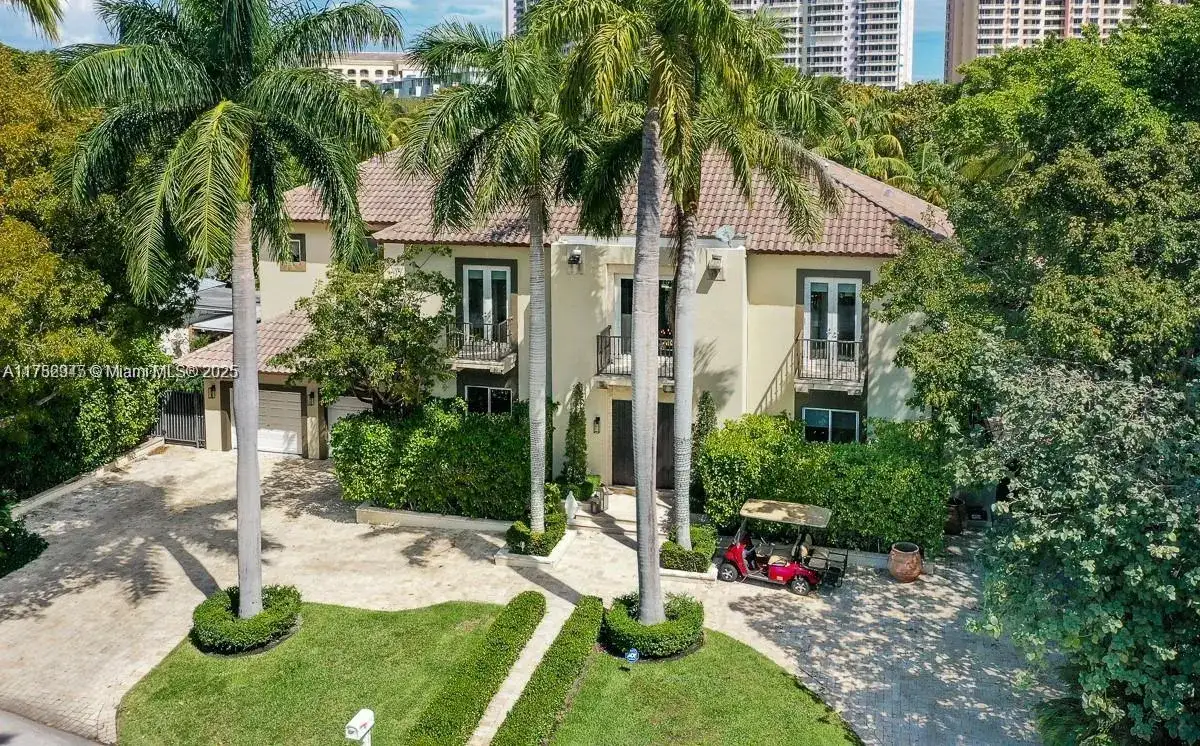 31 Island Dr, Key Biscayne FL 33149 photo 3