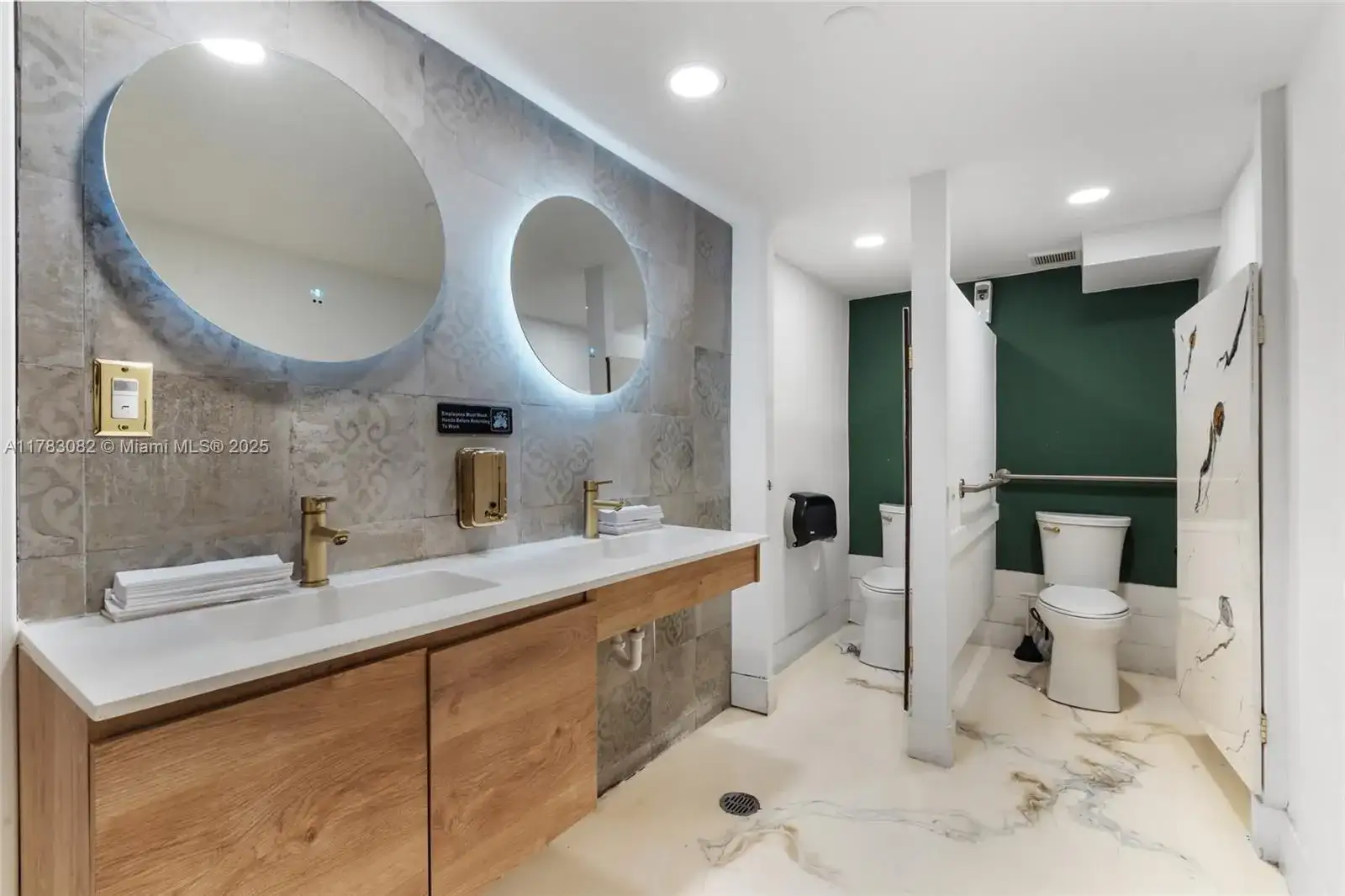 10648 FOUNTAINBLEAU BLVD, Miami FL 33172 photo 4