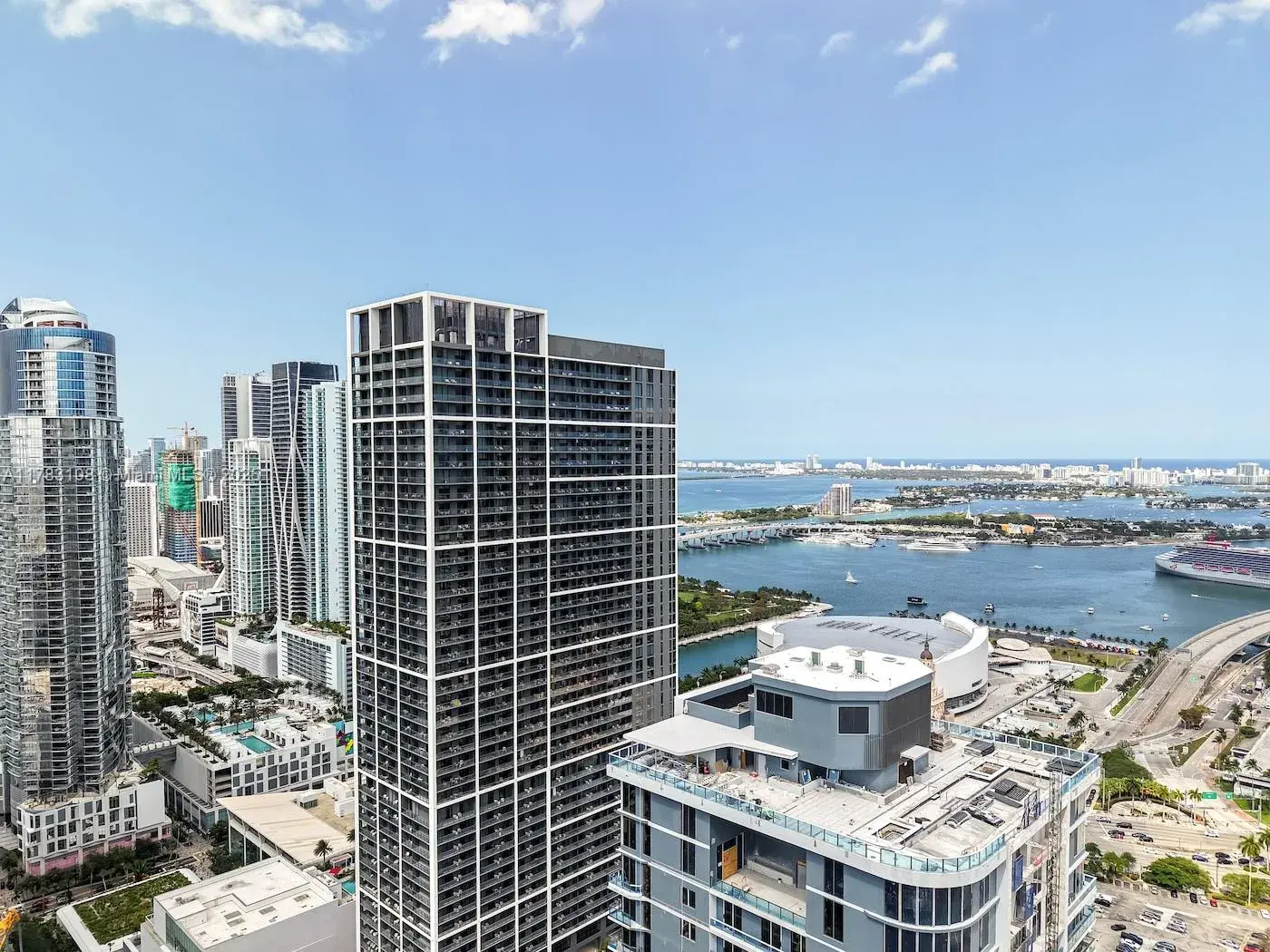 601 NE 1st Ave # 4005, Miami FL 33132