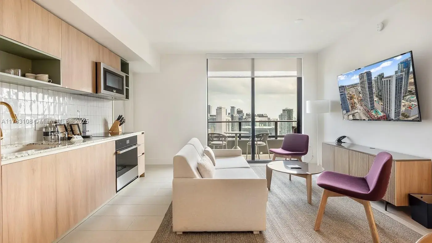 601 NE 1st Ave # 4005, Miami FL 33132