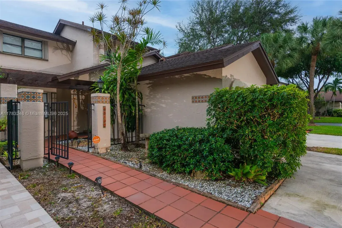 10121 SW 137th Ct # 10121, Miami FL 33186