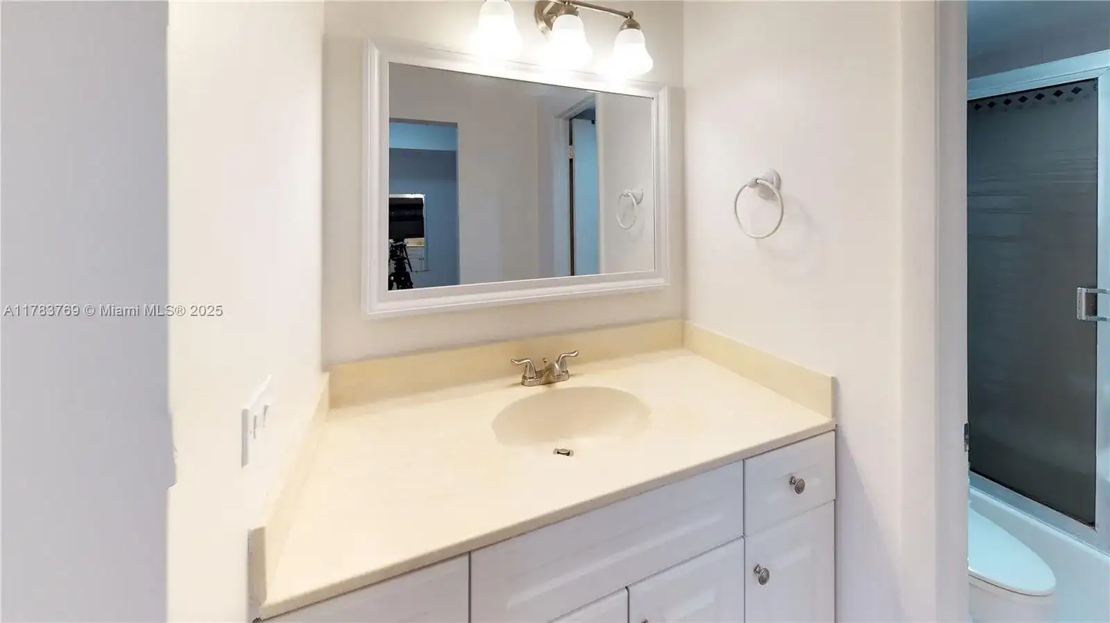 3665 NE 167th St # 501, North Miami Beach FL 33160 photo 5