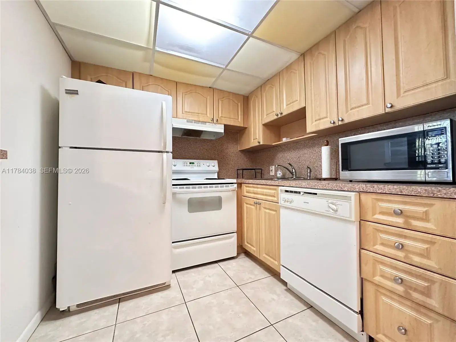 569 N Fanshaw N # 569, Boca Raton FL 33434 photo 5