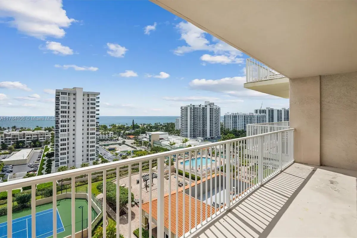 3020 NE 32nd Ave # 1407, Fort Lauderdale FL 33308