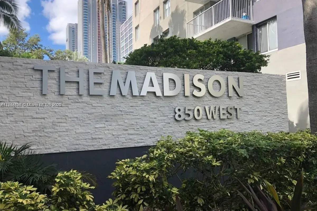 850 N Miami Ave # 2101, Miami FL 33136