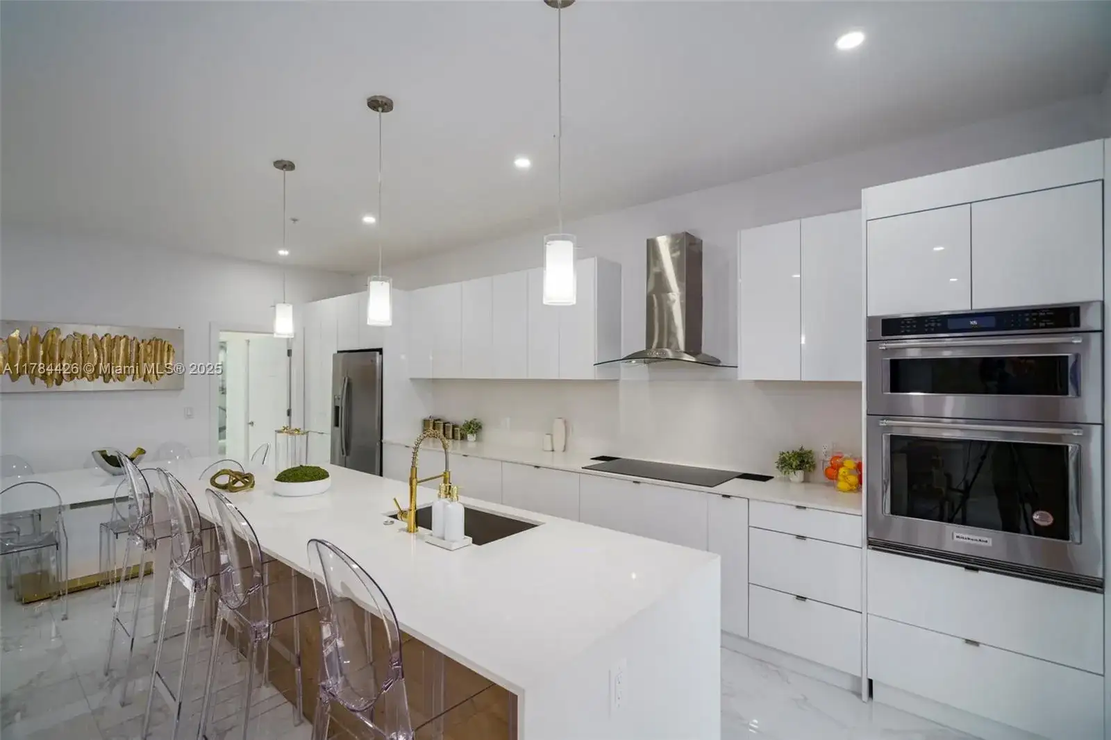 1004 N Riverside Dr, Pompano Beach FL 33062 photo 5