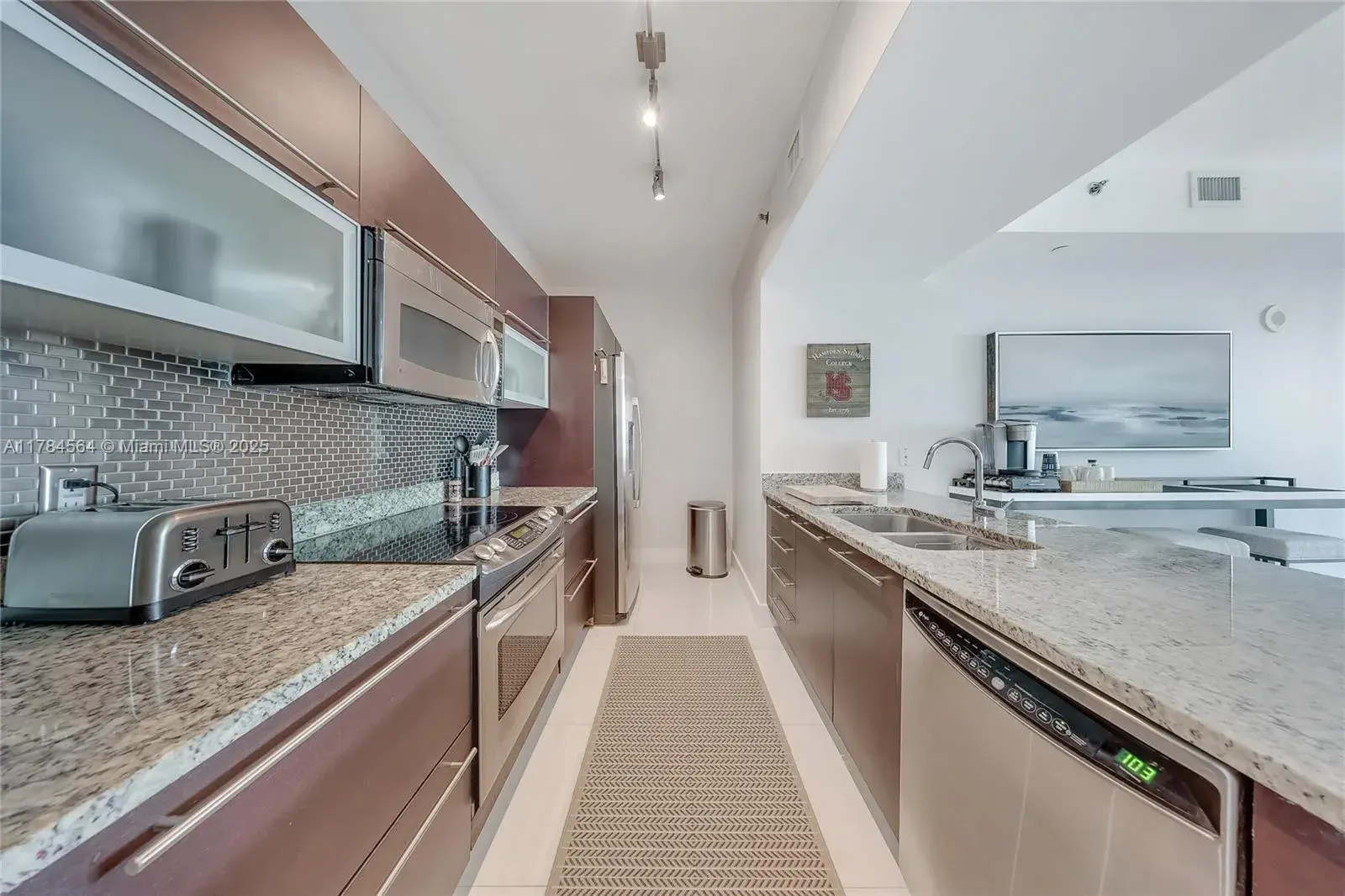 951 Brickell Ave # 3201, Miami FL 33131 photo 5