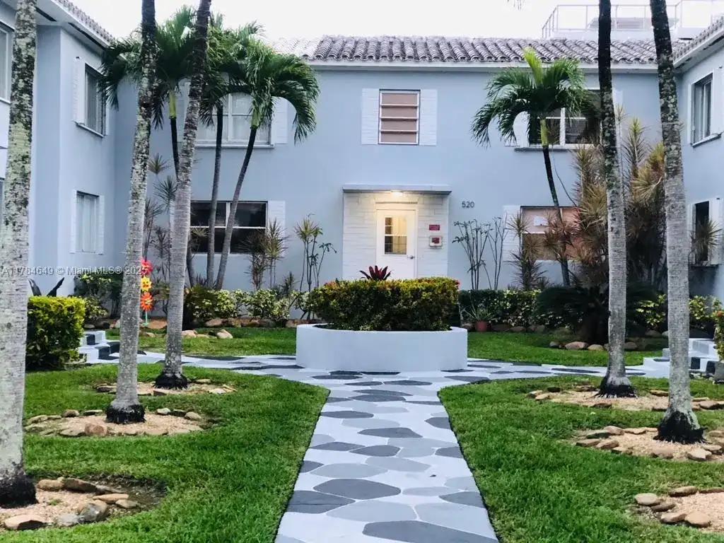 520 SW 10th St # A, Miami FL 33130 photo 5